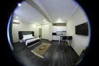 Hotel 777 - شرفة