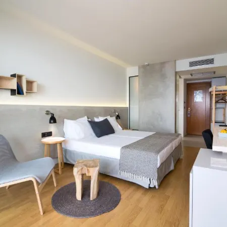 Blue Sky City Beach Hotel