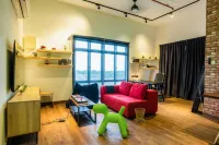 Manhattan Theme Suite by Nest Home at Austin Heights Hotels in Tebrau