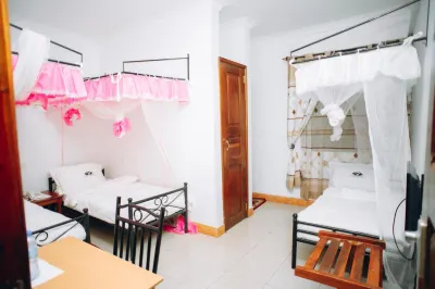 Arusha Giraffe Lodge