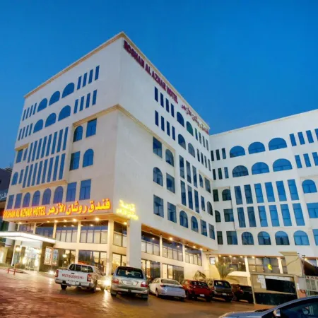 Roshan Al Azhar Hotel Отели рядом с достопримечательностью «Торговый центр N2»