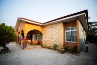 Bays Villa, Koforidua