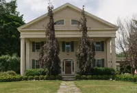 The Watson Boutique Bed and Breakfast Hotel a 