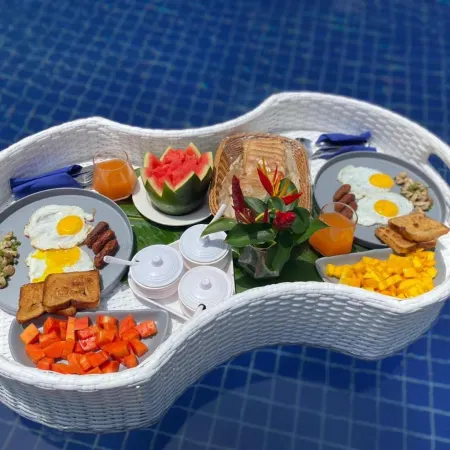 Elivaas 4 BHK with Pvt Pool & Terrace - Opalys