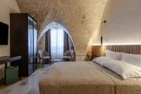 Buone Maniere Exclusive Room Hotels in Sisto