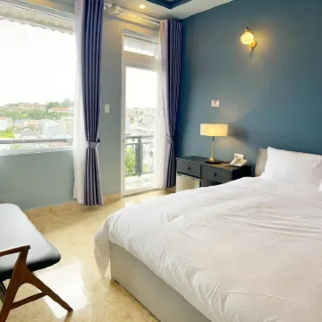 Hung Nguyen Valley Dalat Hotel Hotels near Dalat City Flower Garden