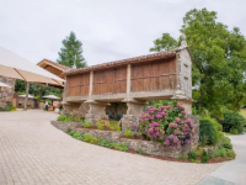 CASA CON ENCANTO (o Refuxio) Hoteles en Deza