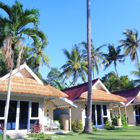 The Forty Eight Resort Candidasa Отели рядом с достопримечательностью «Пляж Кандидаса»