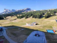 Superdevoluy545S, 6 places, summer and winter, foot of the slopes, facing south Hotels in Le Devoluy