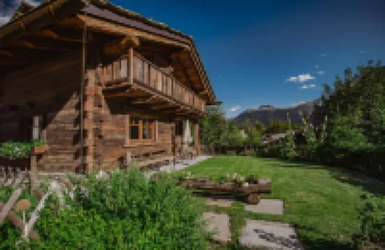Chalet Svizzero Apartments