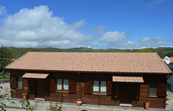 蒙坦哈格拉雷拉民宿