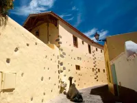 Hotel Rural Casa de Los Camellos Hotels in Comarca Este