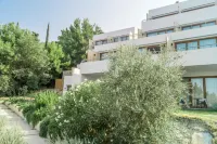 Semeli Hotels in Vathi