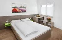 Hotel 37 Hotels in Altdorf