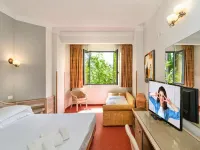 Hotel Nedy Hotels in Massa