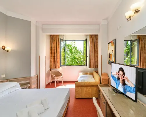 Hotel Nedy Hotels in Massa