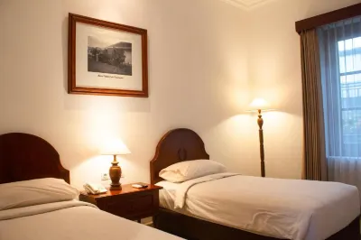 Daroessalam Syariah Heritage Hotel Hotels in Kebonsari