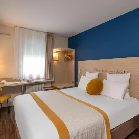 Kyriad Lyon Est - Bron Eurexpo le Cottage Hotels in Bron