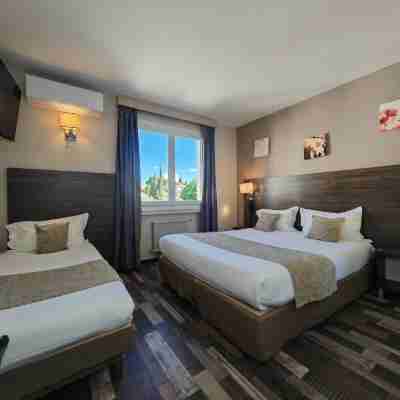 HÔTEL LA ROTONDE Rooms