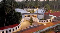 The Saravi Resort
