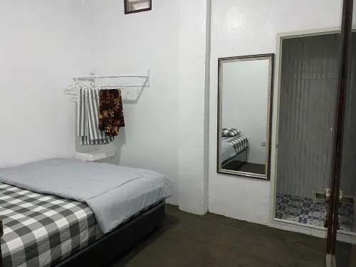 Penginapan Violet Doorz Syariah North Banjar Baru 호텔