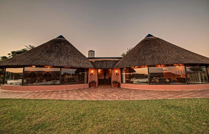 Mount Etjo Safari Lodge