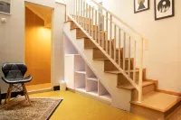 Huning House - 5 Bedrooms Hotels in Purwokerto