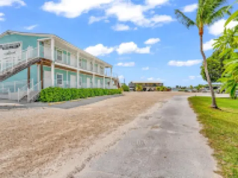 Bonefish Bay Motel Hotels in Marathon