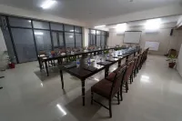 Paragon Hotel & Resort - 3-Star