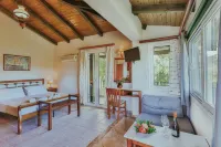 Sunny Garden Aparthotel Hotels in Epidaurus