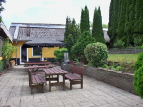 Danninghus Hotels near Valdemars Slot