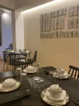 Elanthi Village Apartments - 朝食