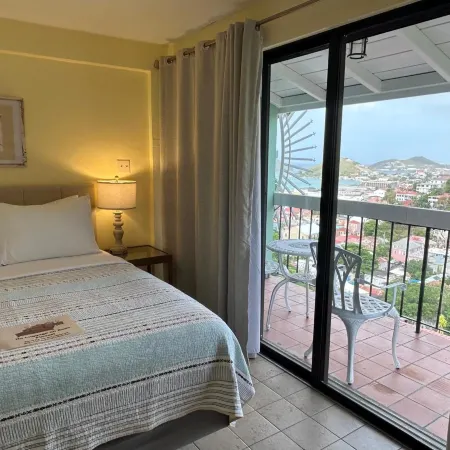 The Green Iguana Hotel