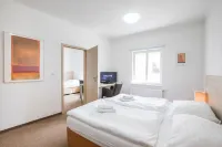 Hotel U Zlatého Kohouta Hotel di Zlobice