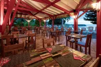 Hôtel Restaurant Le Rayon Vert Hôtels à : Deshaies