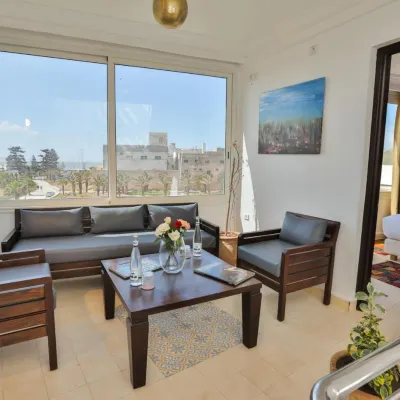 رياض ديامان بلون Hotels near Heure Bleue Palais : Hôtel & Restaurant