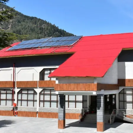 Hotel Snowcrests Manor