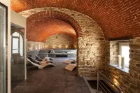 Hemanaire Hotels in Ovada