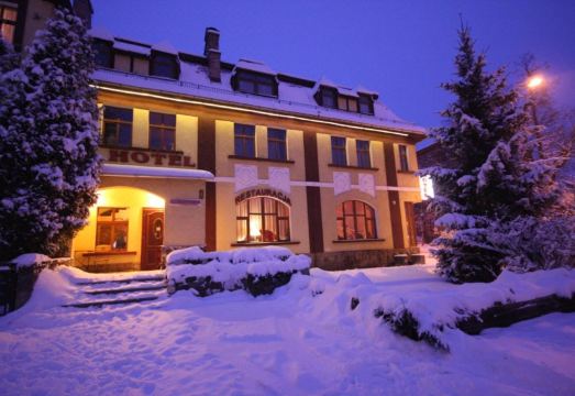 Hotel Karkonosze 외관