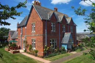 Newcourt Barton