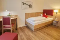 Hotel Zur Traube Отели рядом с достопримечательностью «Ландшафтспарк Айгенербах-Шламмтайх»