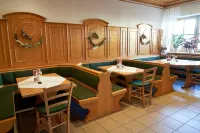 Hotel & Gasthof Zur Post