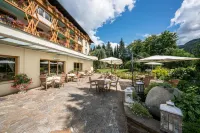 Thermenwelt Hotel Pulverer Hotels in Radenthein