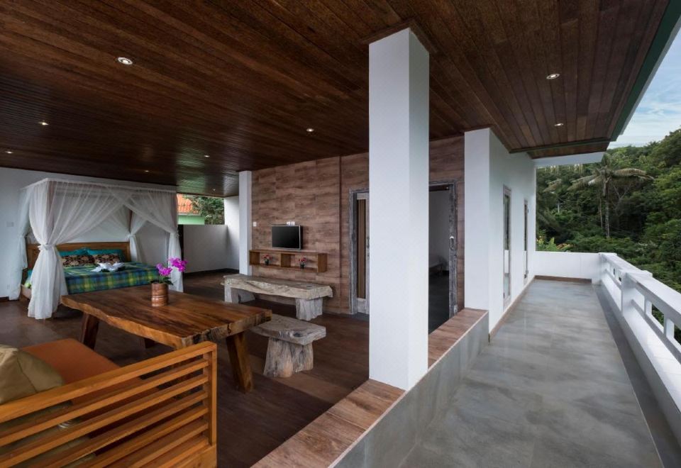 2. 빌라 수라리 l..