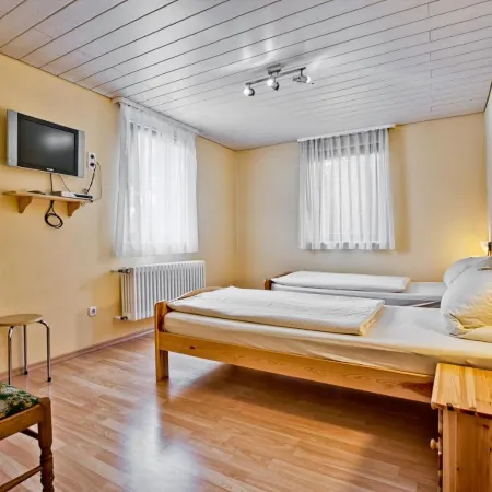 Landgasthaus Kreuz Beim Tom