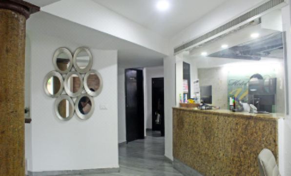 HOTEL VILLA MARGARITAS - Housity