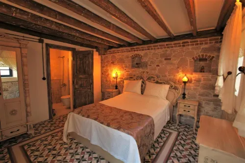 CavlıHane 1885 Hotels in Sefa Çamlık