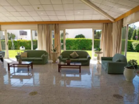 Mandalena Hotel Apartments