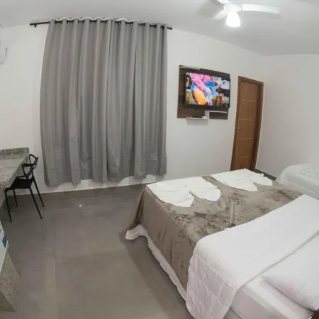 Hotel Esmeralda Verde