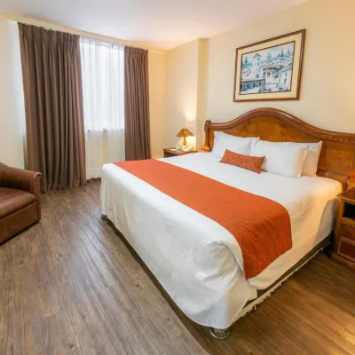 Miraflores Colon Hotel Hotels near Larcomar